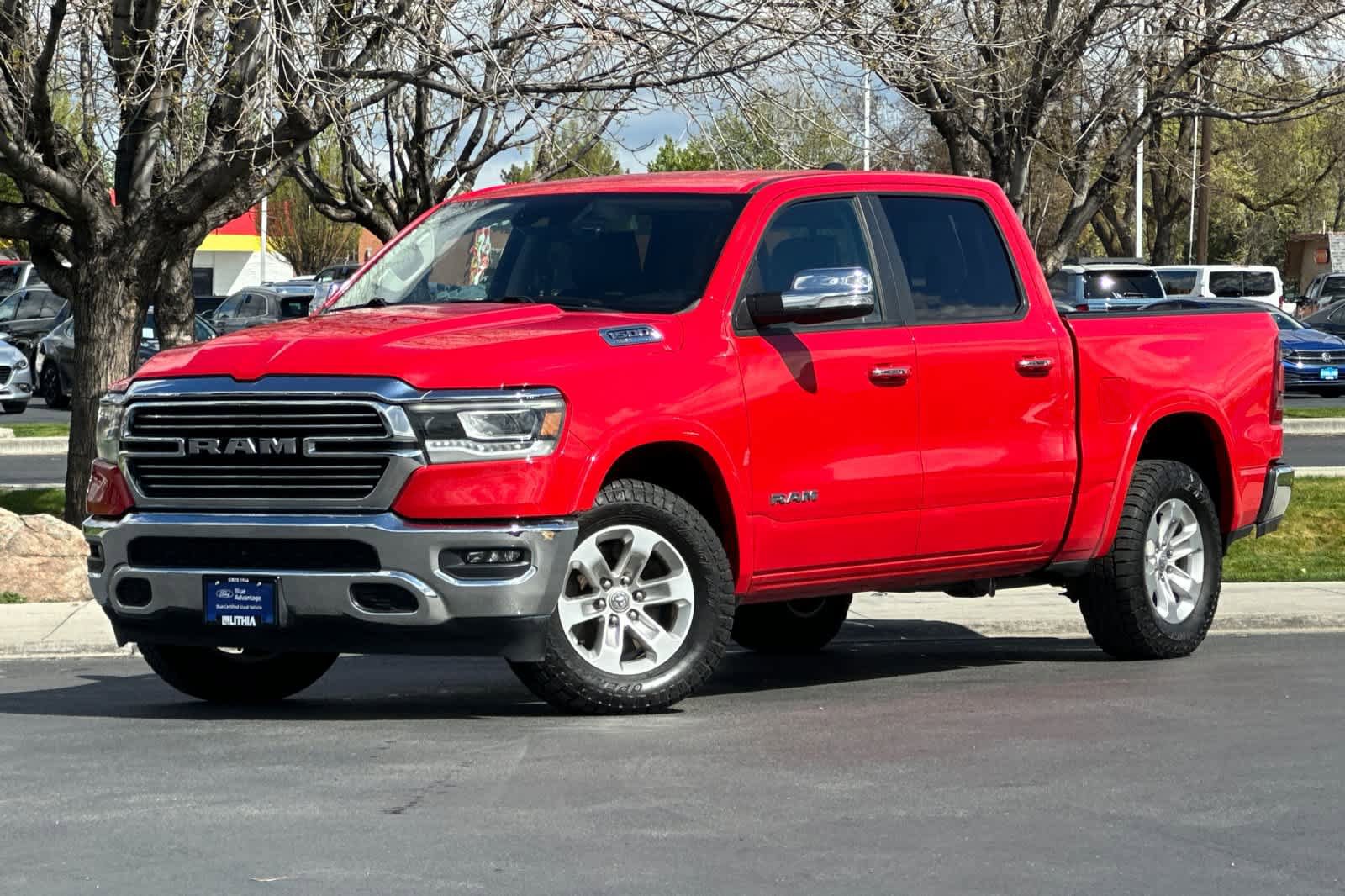 Used 2022 RAM 1500 Laramie AWD/4WD image 1