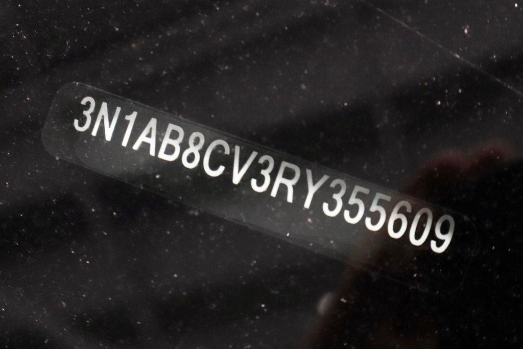 Used 2024 Nissan Sentra SV image 32