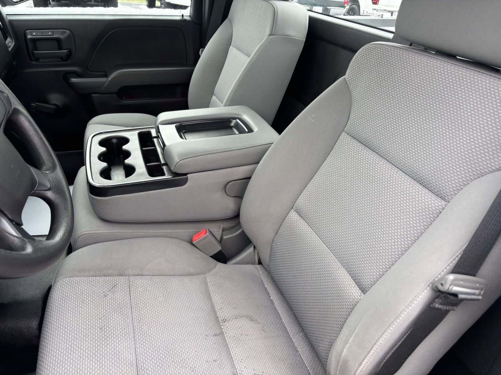 Used 2018 Chevrolet Silverado 1500 W/T image 28