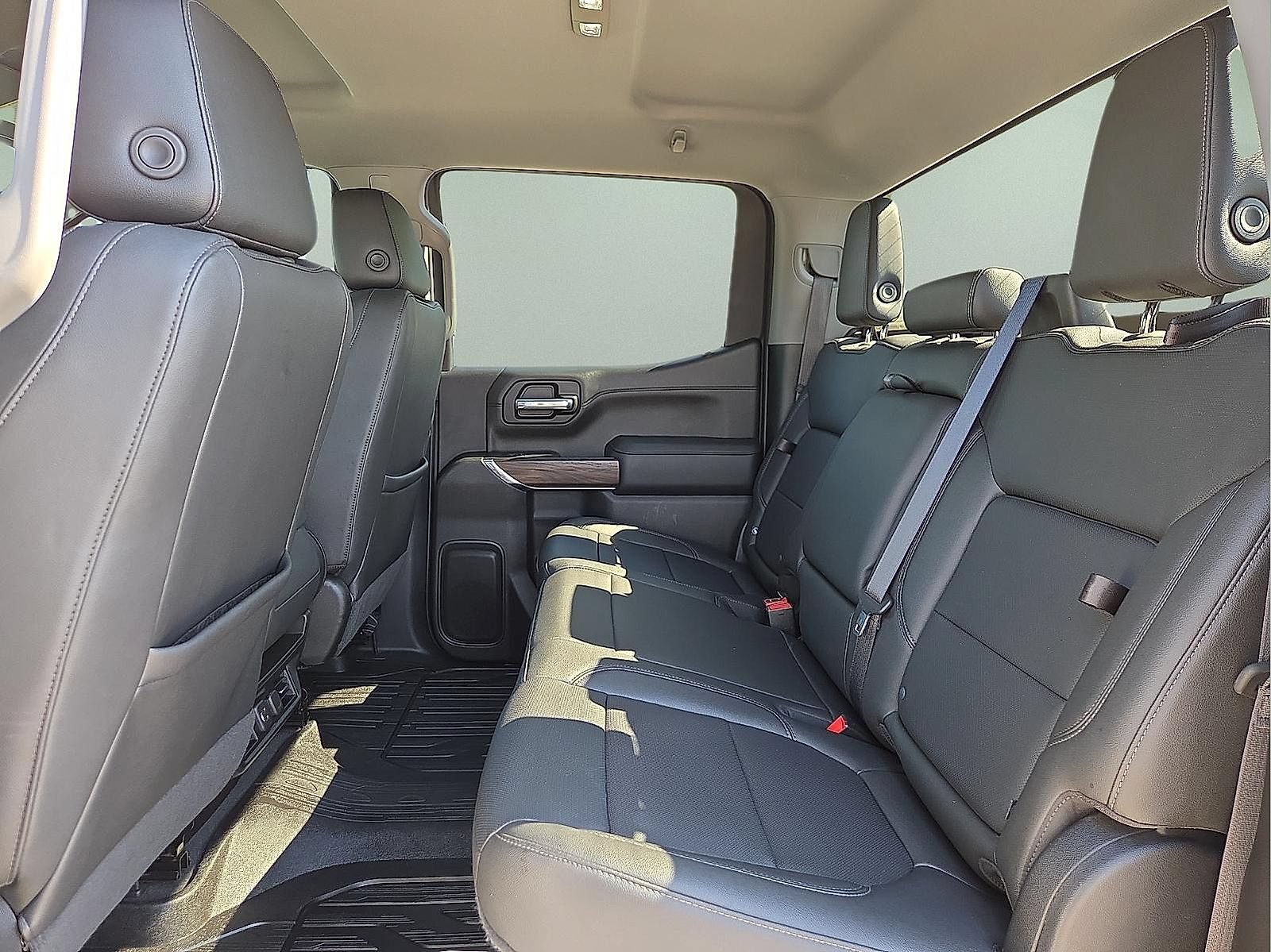Used 2021 GMC Sierra 1500 SLT AWD/4WD image 10