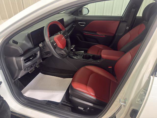 Used 2025 Kia K4 GT-Line Turbo FWD image 2