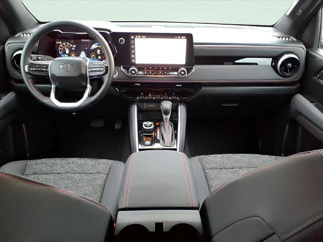 Used 2024 Chevrolet Colorado Z71 w/ Z71 Convenience Package 2 image 9