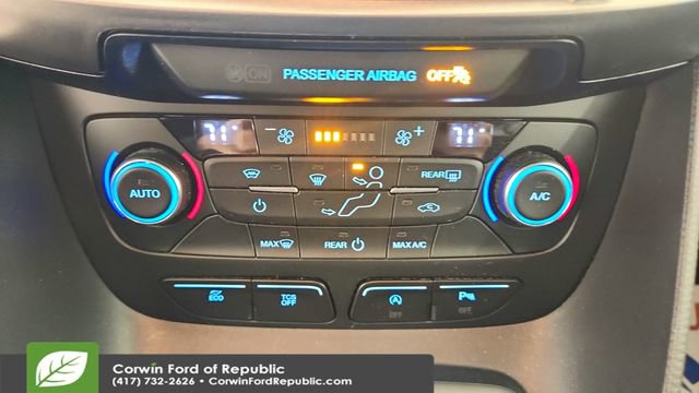 Certified 2022 Ford Transit Connect XLT image 21