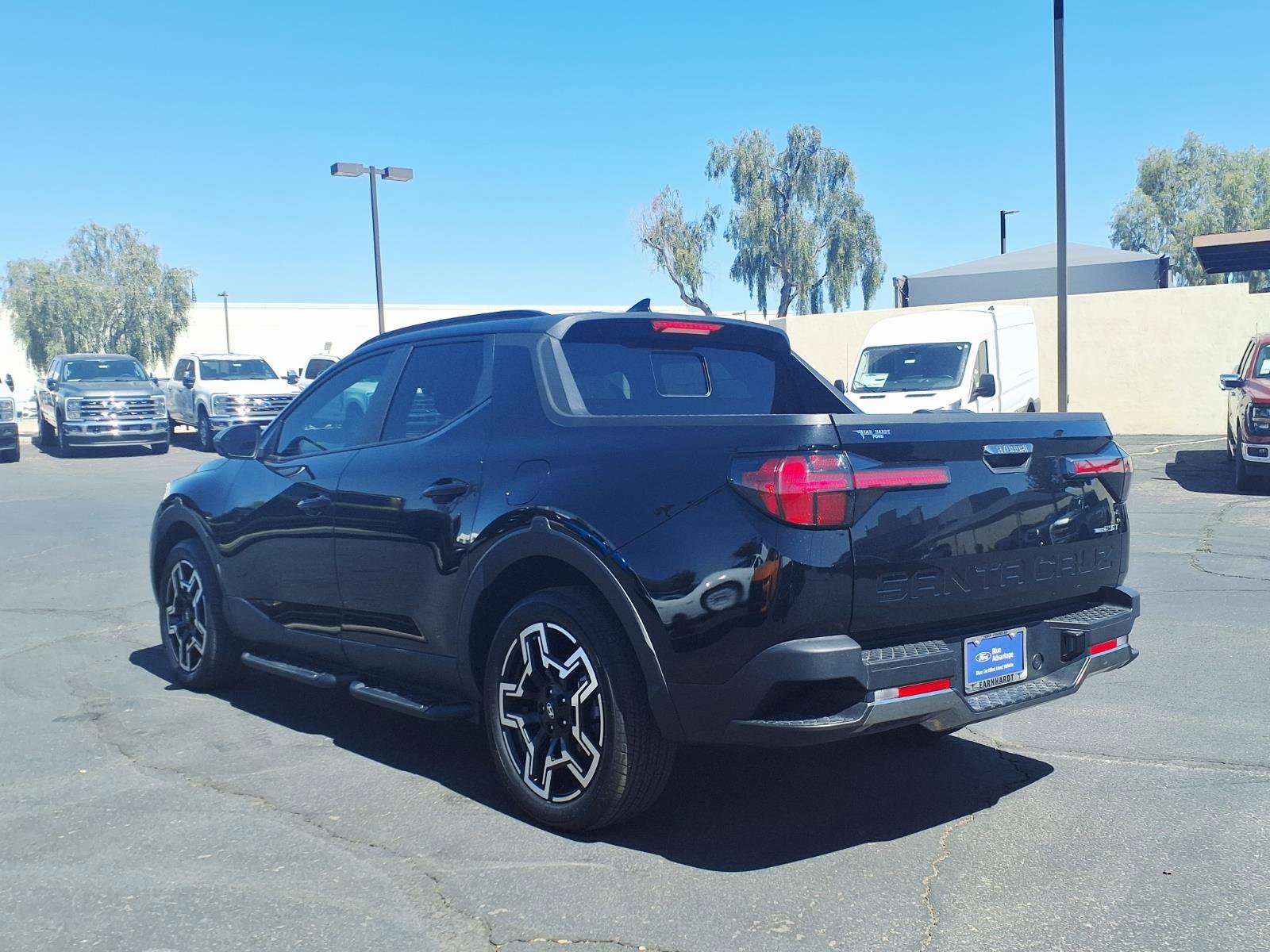 Used 2025 Hyundai Santa Cruz Limited AWD/4WD image 4