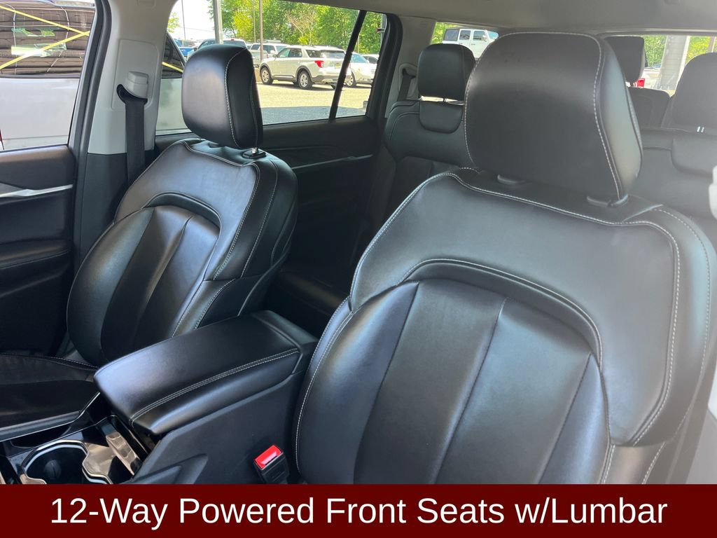 Used 2023 Jeep Grand Cherokee L Limited w/ MOPAR Finishing Package AWD/4WD image 17