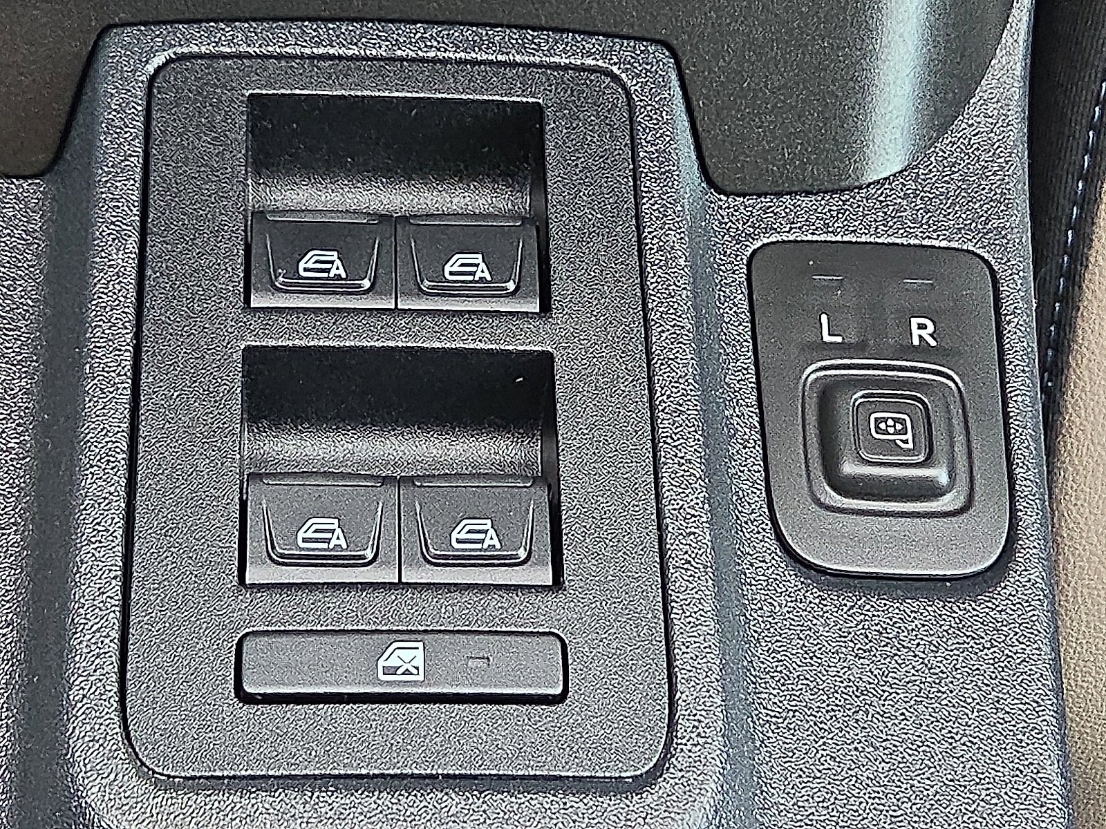 Certified 2023 Ford Bronco Wildtrak image 25