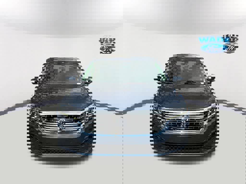 Used 2020 Volkswagen Passat 2.0T R-Line image 2