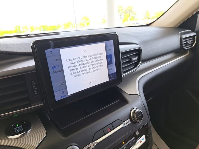 Certified 2020 Ford Explorer XLT w/ Equipment Group 202A image 10