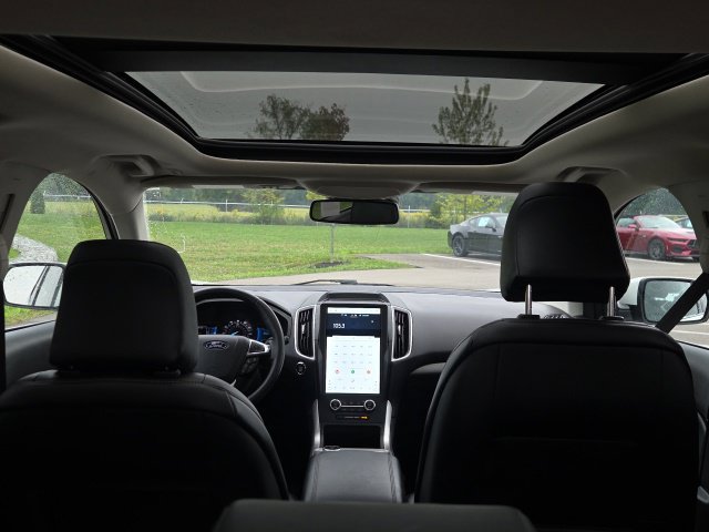 Certified 2023 Ford Edge SEL w/ Convenience Package AWD/4WD image 12