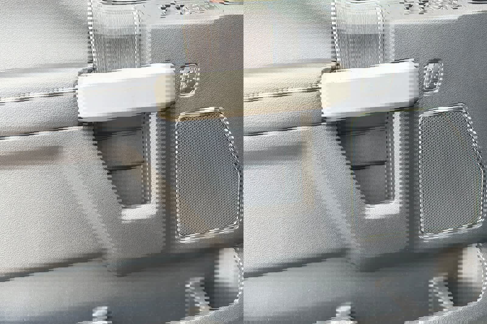 Certified 2020 Ford F350 Lariat image 12