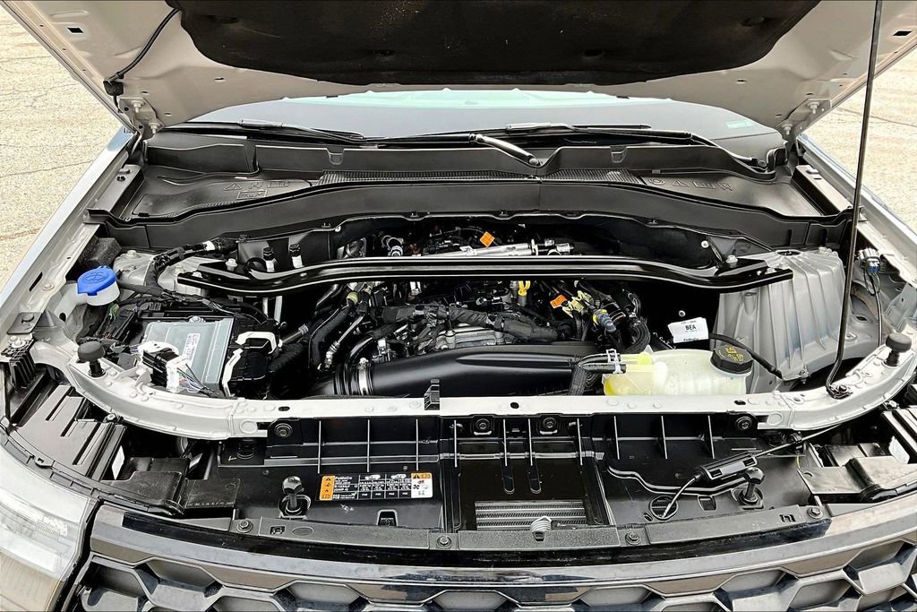 Certified 2025 Ford Explorer ST-Line image 29
