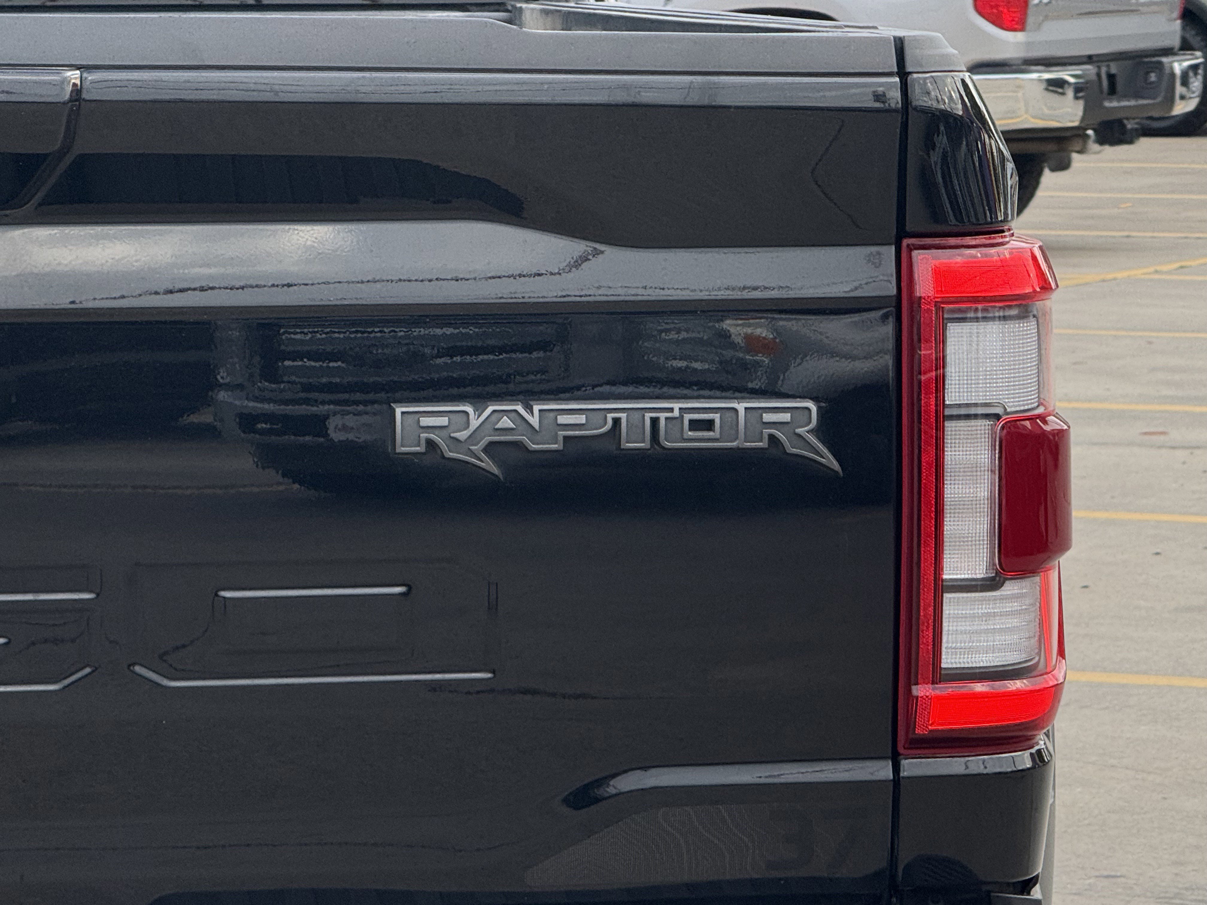 Certified 2022 Ford F150 Raptor w/ Raptor 37 Performance Package image 11