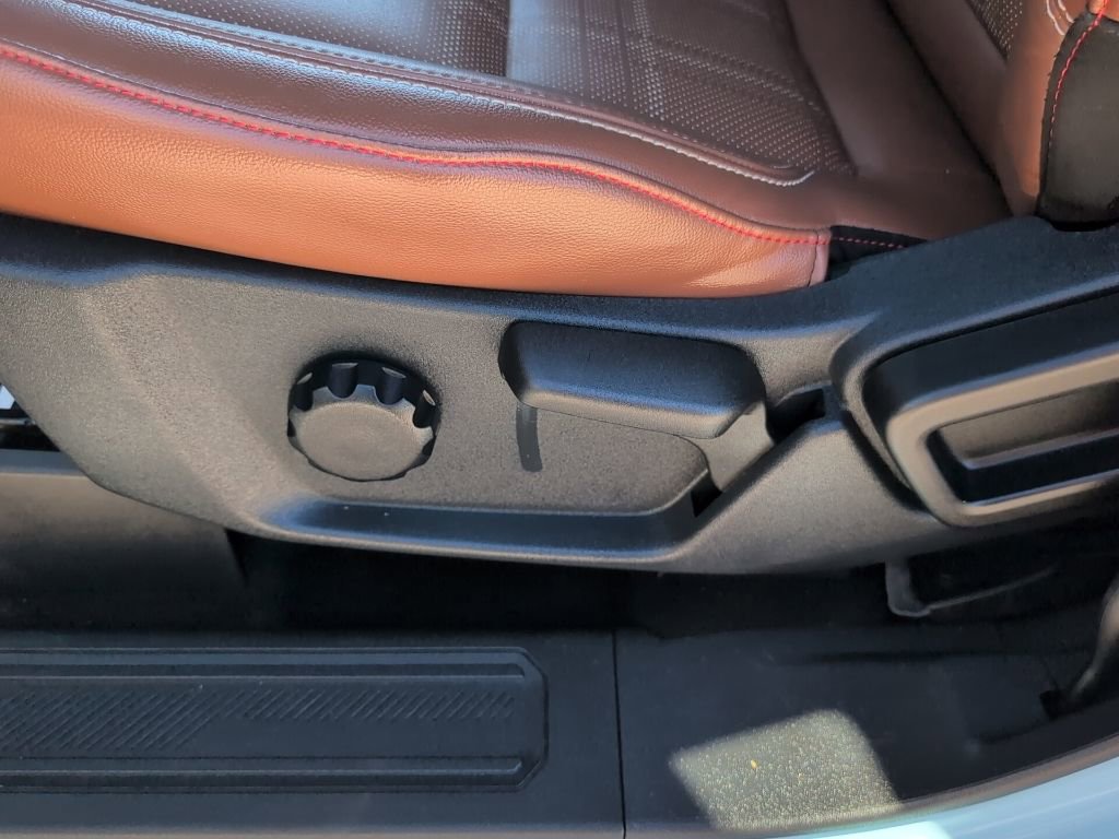 Certified 2024 Ford Bronco Heritage Edition AWD/4WD image 9