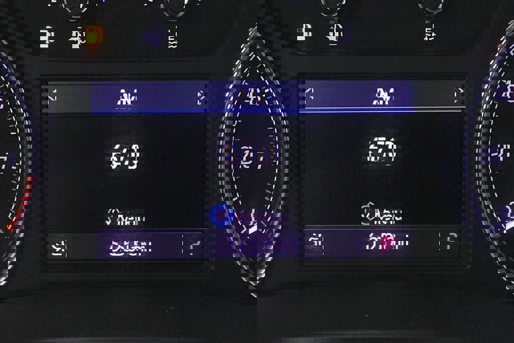 Used 2022 Buick Enclave Essence w/ Experience Buick Package image 17