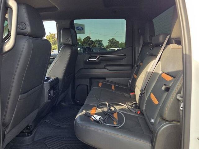 Used 2022 GMC Sierra 1500 AT4 AWD/4WD image 6