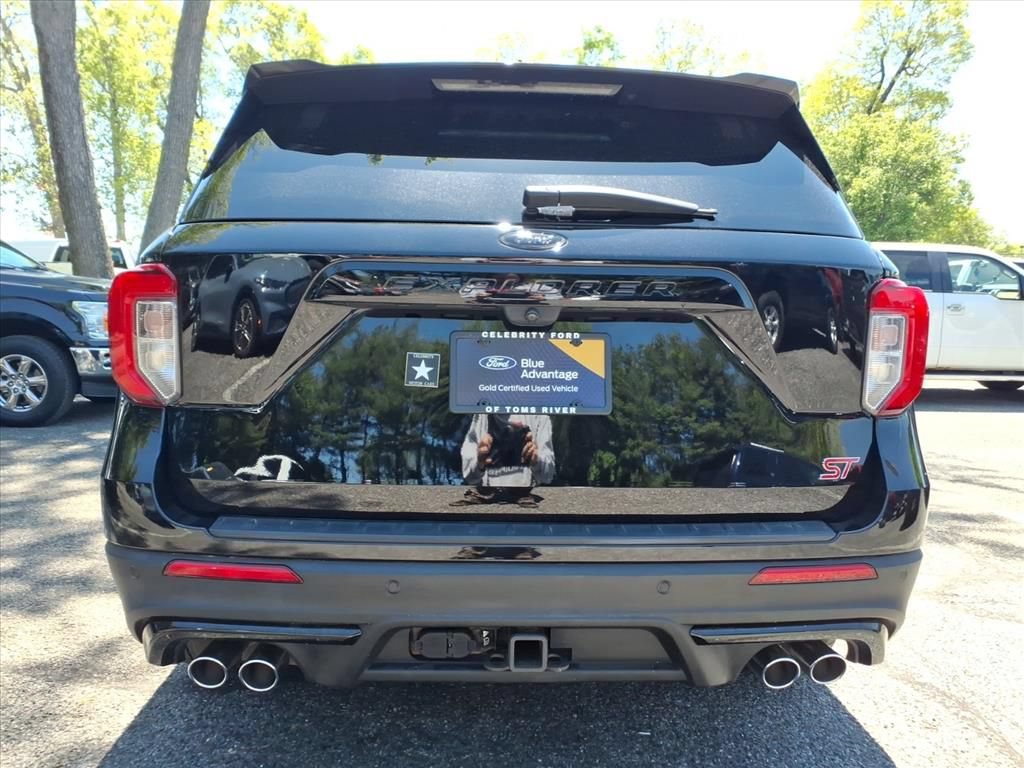 Certified 2023 Ford Explorer ST w/ Equipment Group 401A AWD/4WD image 3