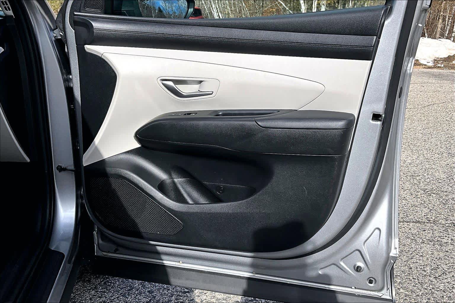 Used 2025 Hyundai Tucson SEL AWD/4WD image 23