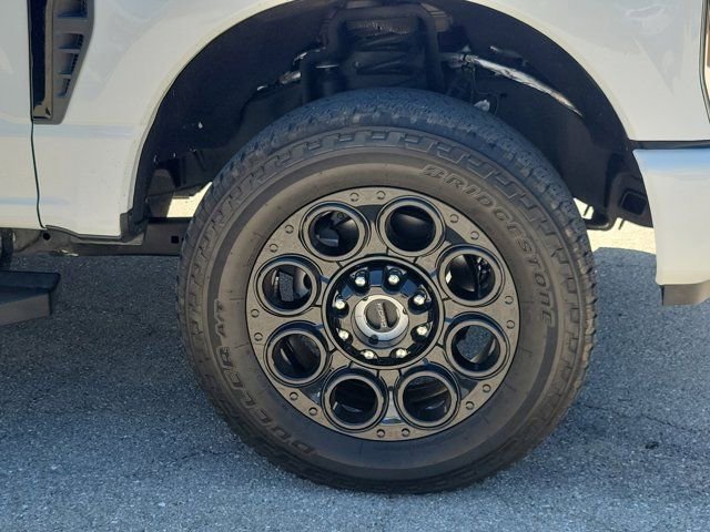 Certified 2024 Ford F250 Lariat w/ Lariat Ultimate Package AWD/4WD image 8