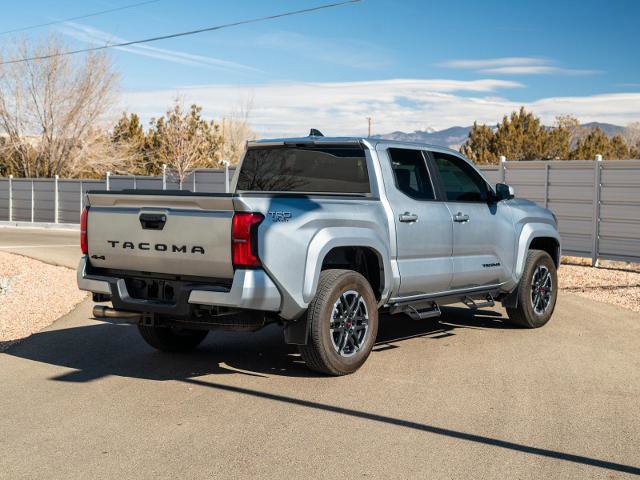 Used 2024 Toyota Tacoma TRD Sport image 9