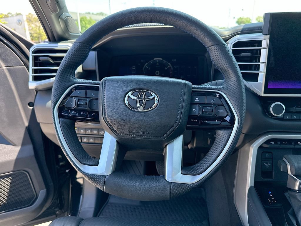 Used 2025 Toyota Tundra Platinum AWD/4WD image 18
