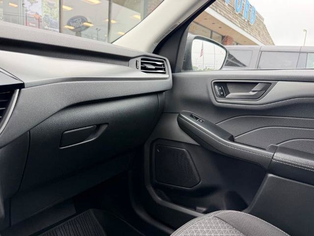 Certified 2024 Ford Escape Active AWD/4WD image 24