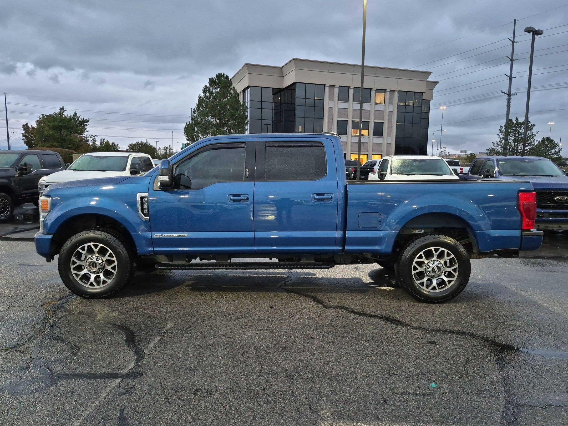Certified 2022 Ford F350 Lariat AWD/4WD image 10