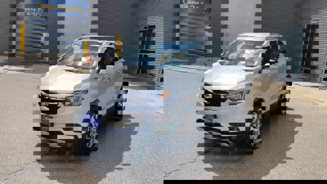 Used 2017 Buick Encore Preferred FWD image 5