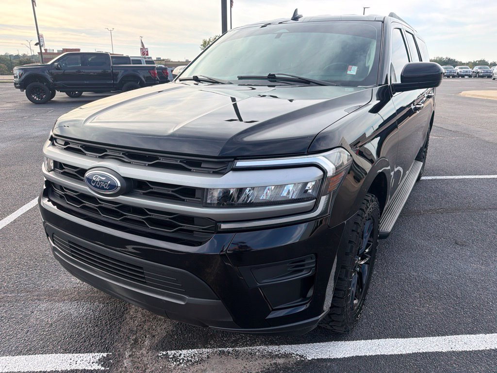 Certified 2024 Ford Expedition Max XLT AWD/4WD image 2