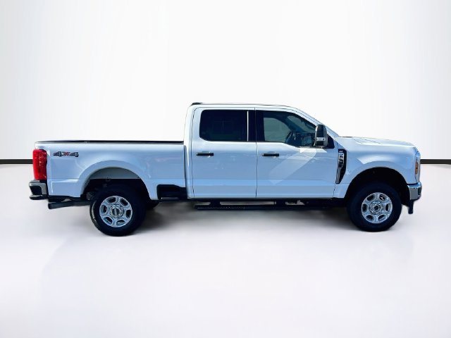 Certified 2025 Ford F250 XLT w/ Snow Plow Prep Package AWD/4WD image 11