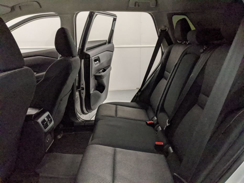 Used 2025 Nissan Rogue SV image 17