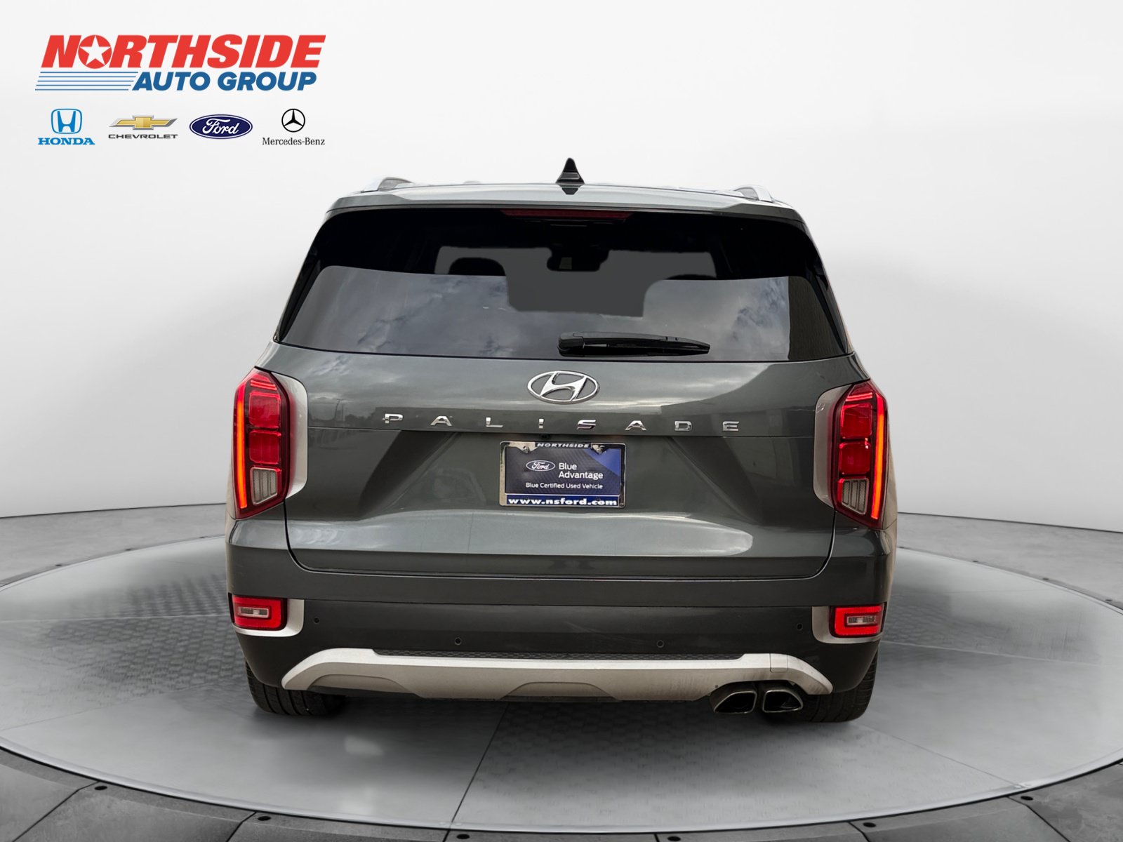 Used 2022 Hyundai Palisade SEL w/ Premium Package FWD image 6