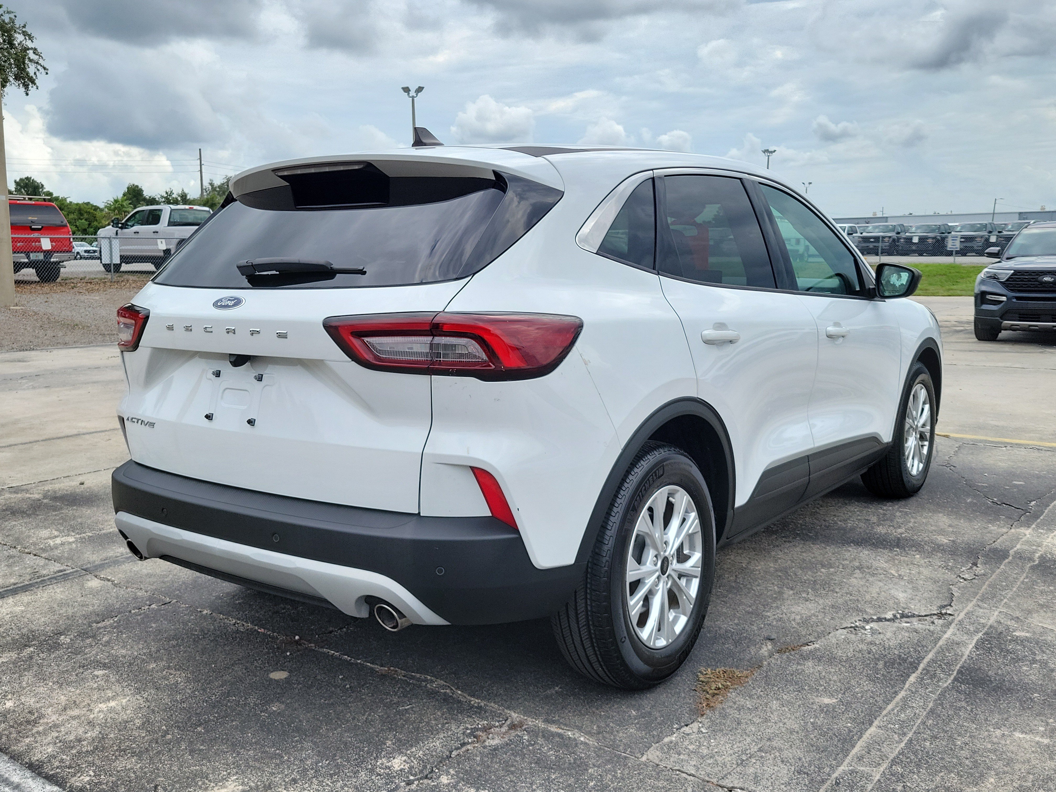 Certified 2023 Ford Escape Active w/ Tech Pack #1 FWD image 5