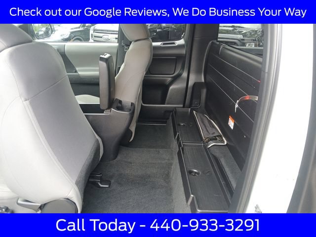 Used 2022 Toyota Tacoma SR AWD/4WD image 31