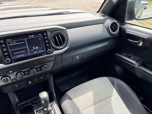 Used 2020 Toyota Tacoma TRD Sport AWD/4WD image 14