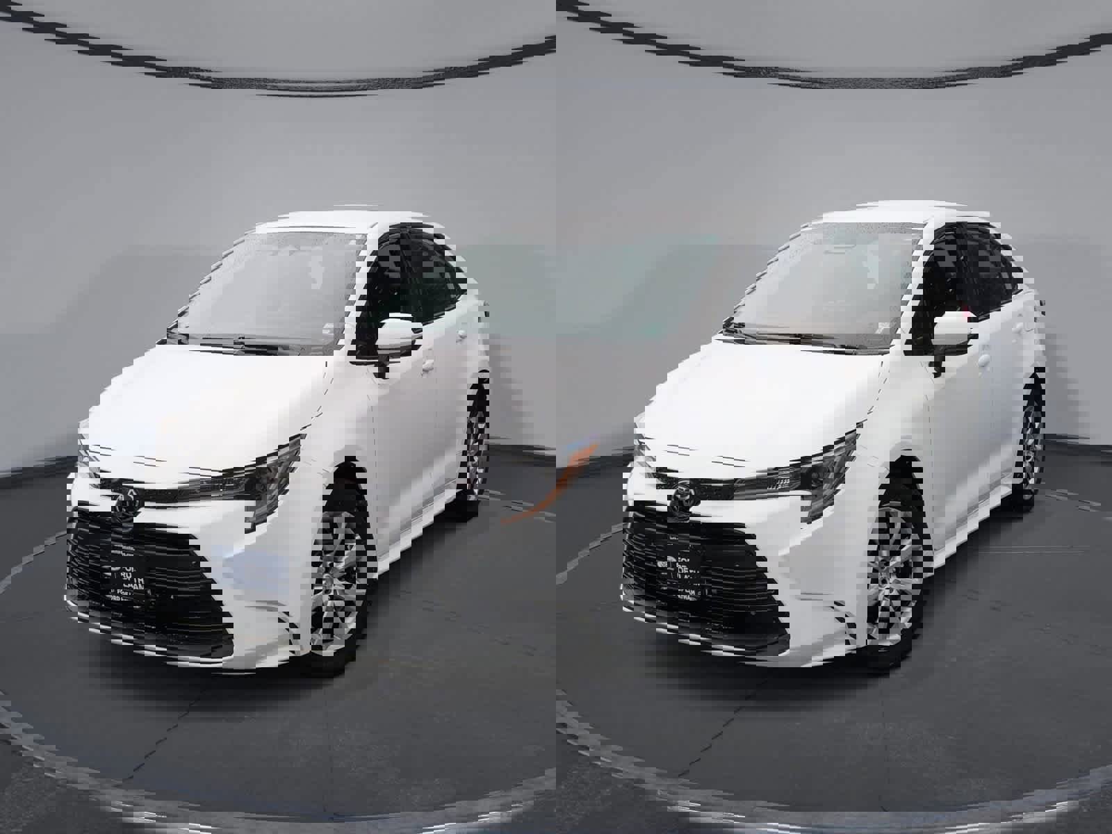 Used 2023 Toyota Corolla LE image 1