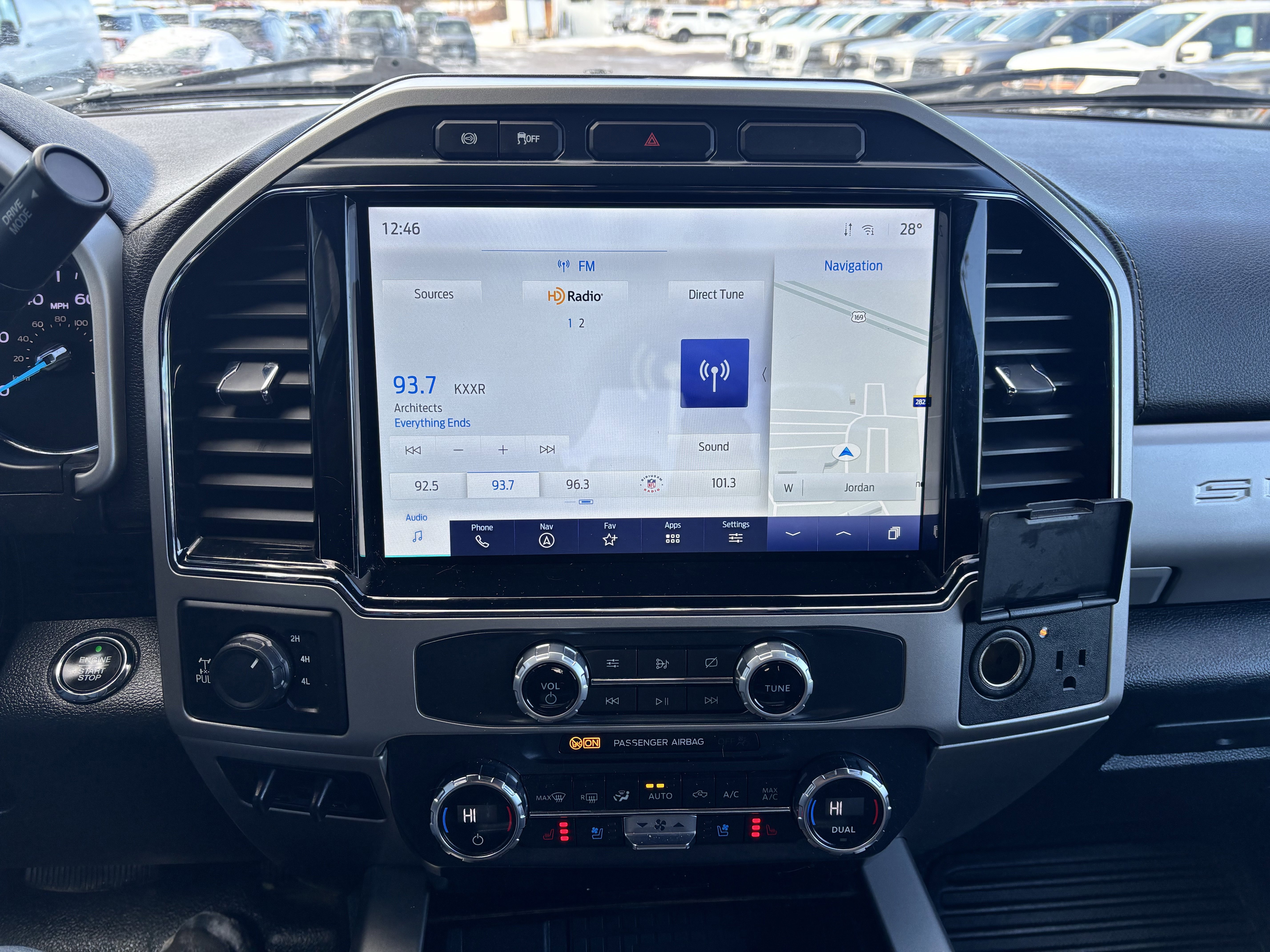 Certified 2022 Ford F350 Lariat w/ Lariat Ultimate Package image 23