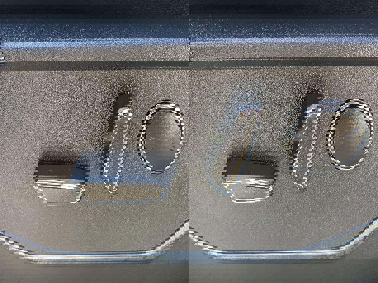 Certified 2023 Ford F150 Lariat w/ Equipment Group 502A High image 30