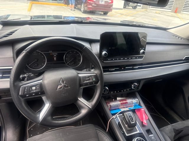 Used 2023 Mitsubishi Outlander SE FWD image 24