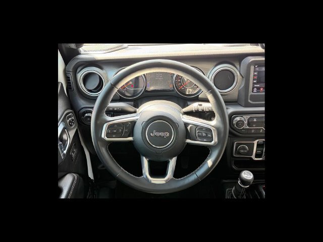 Used 2019 Jeep Wrangler Unlimited Sahara w/ Safety Group AWD/4WD image 15