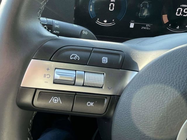Used 2025 Hyundai Kona SEL AWD/4WD image 21
