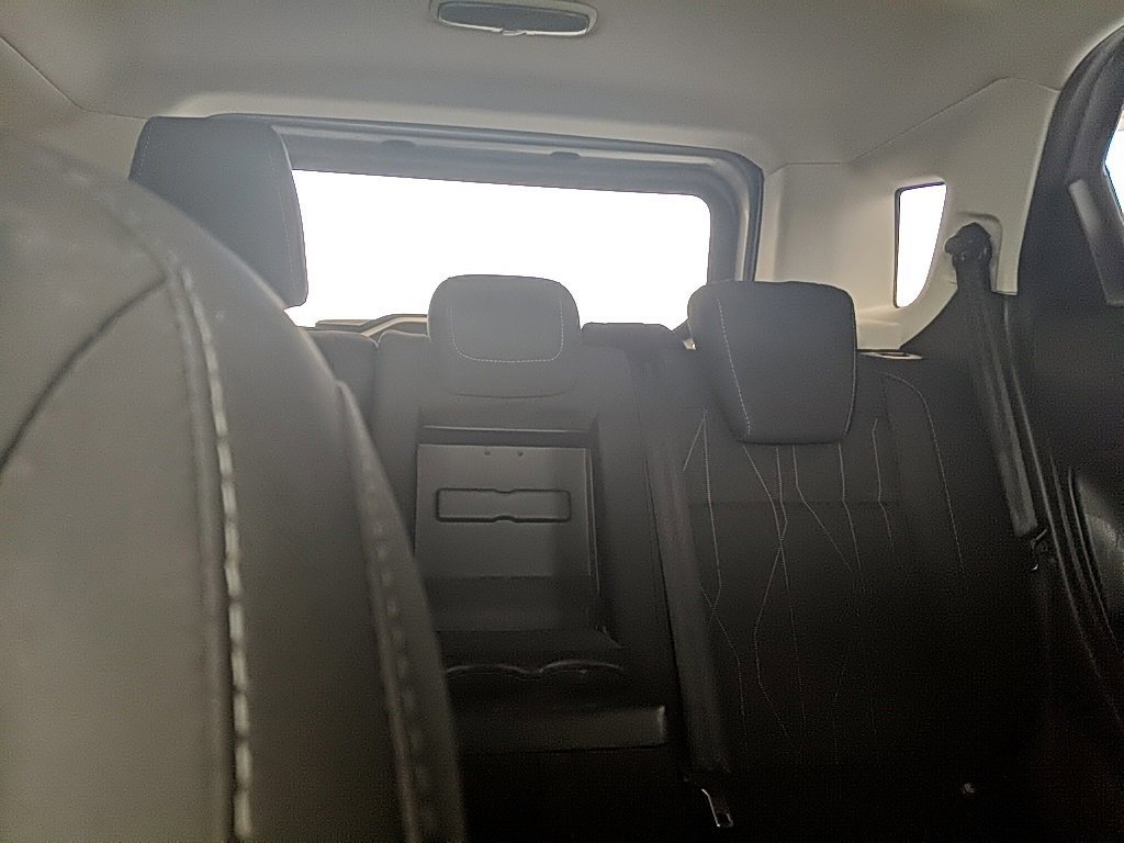 Certified 2022 Ford EcoSport SE w/ SE Convenience Package image 28