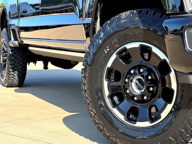 Certified 2025 Ford F250 4x4 Crew Cab Super Duty image 8