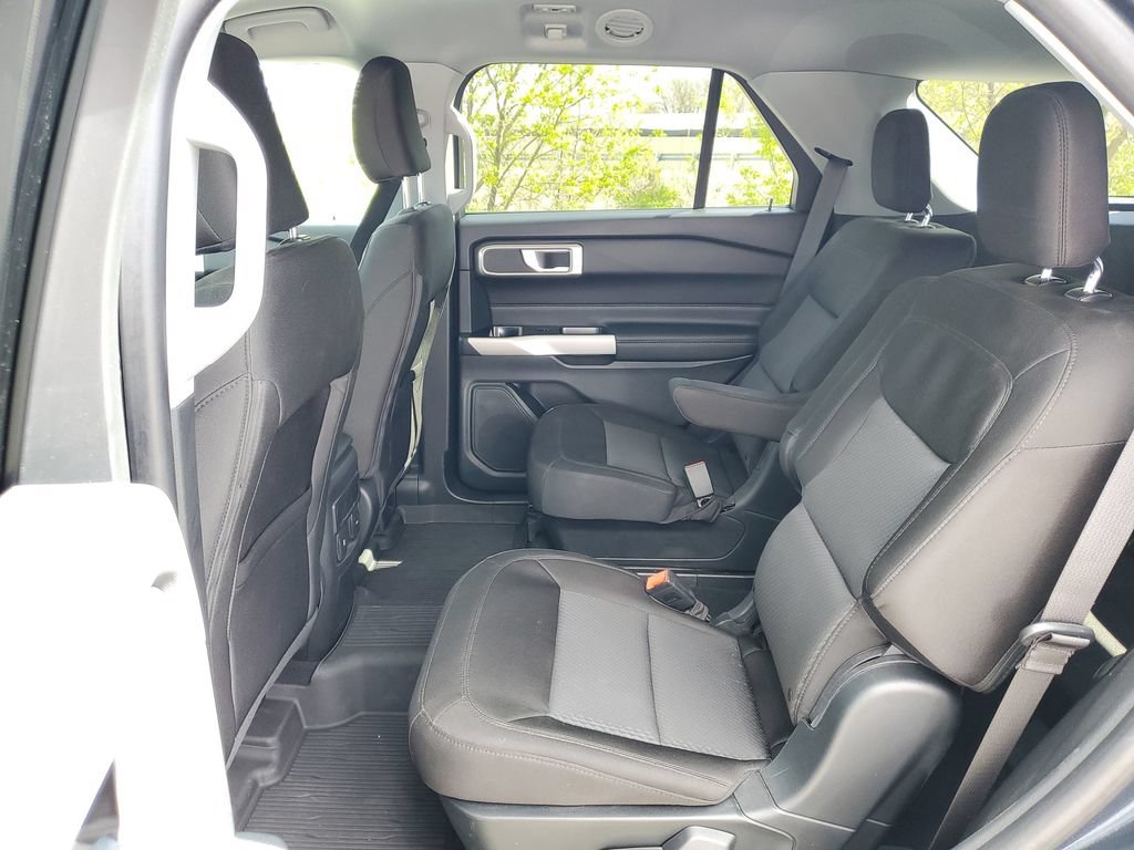 Certified 2024 Ford Explorer XLT AWD/4WD image 14
