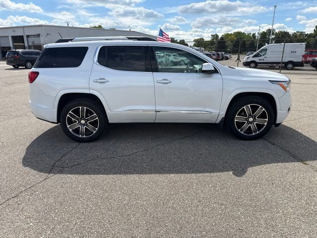 Used 2017 GMC Acadia Denali w/ Technology Package AWD/4WD image 9