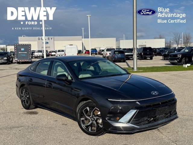 Used 2025 Hyundai Sonata SEL FWD image 1
