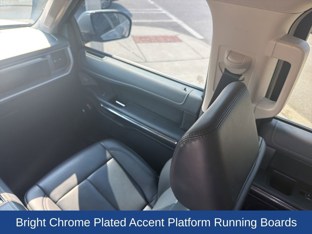 Certified 2023 Ford Expedition XLT image 21