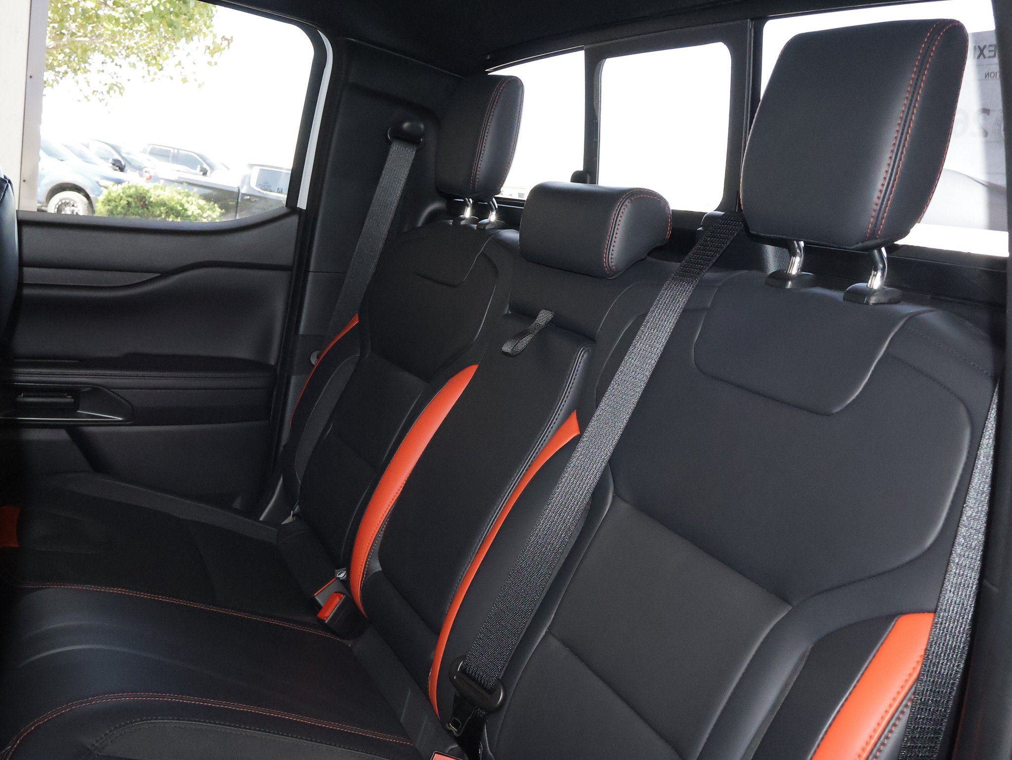 Certified 2025 Ford Ranger Raptor AWD/4WD image 38