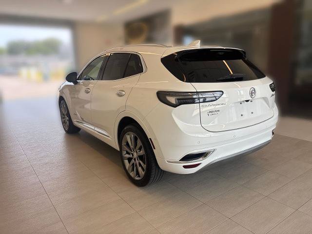 Used 2021 Buick Envision Avenir w/ Technology Package II FWD image 3