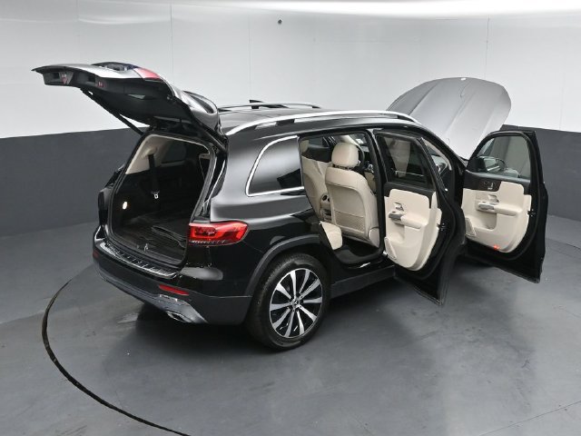 Used 2023 Mercedes-Benz GLB 250 4MATIC image 59