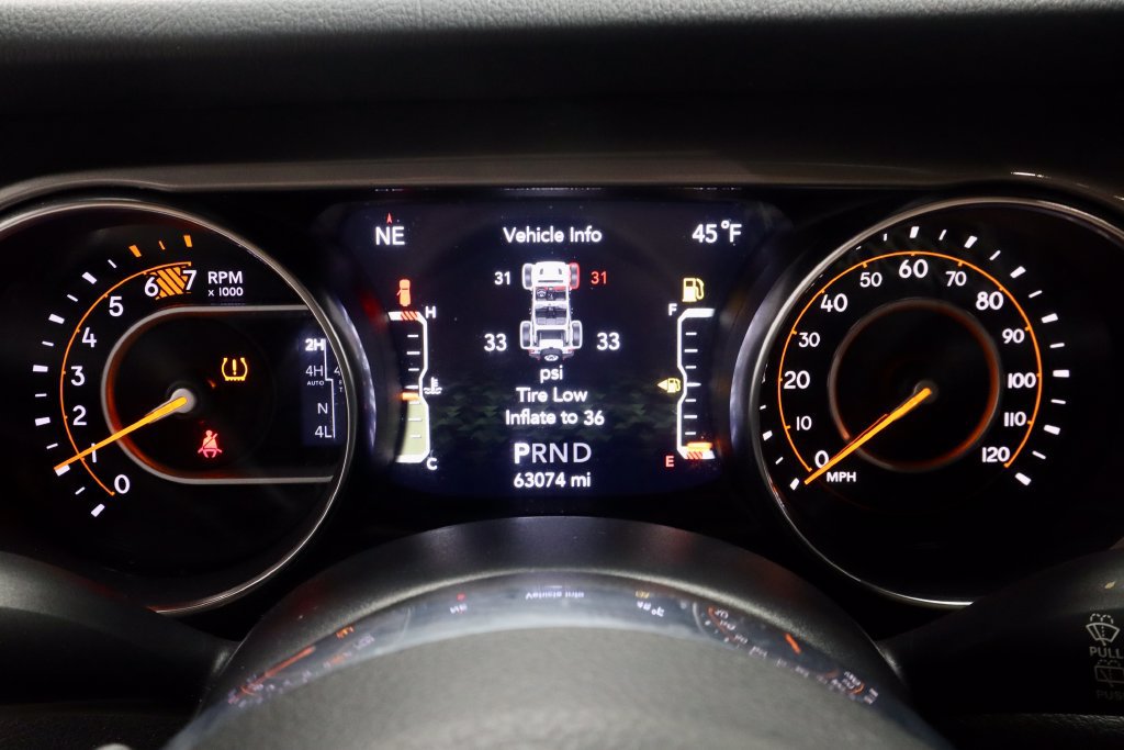 Used 2020 Jeep Wrangler Unlimited Sahara AWD/4WD image 30